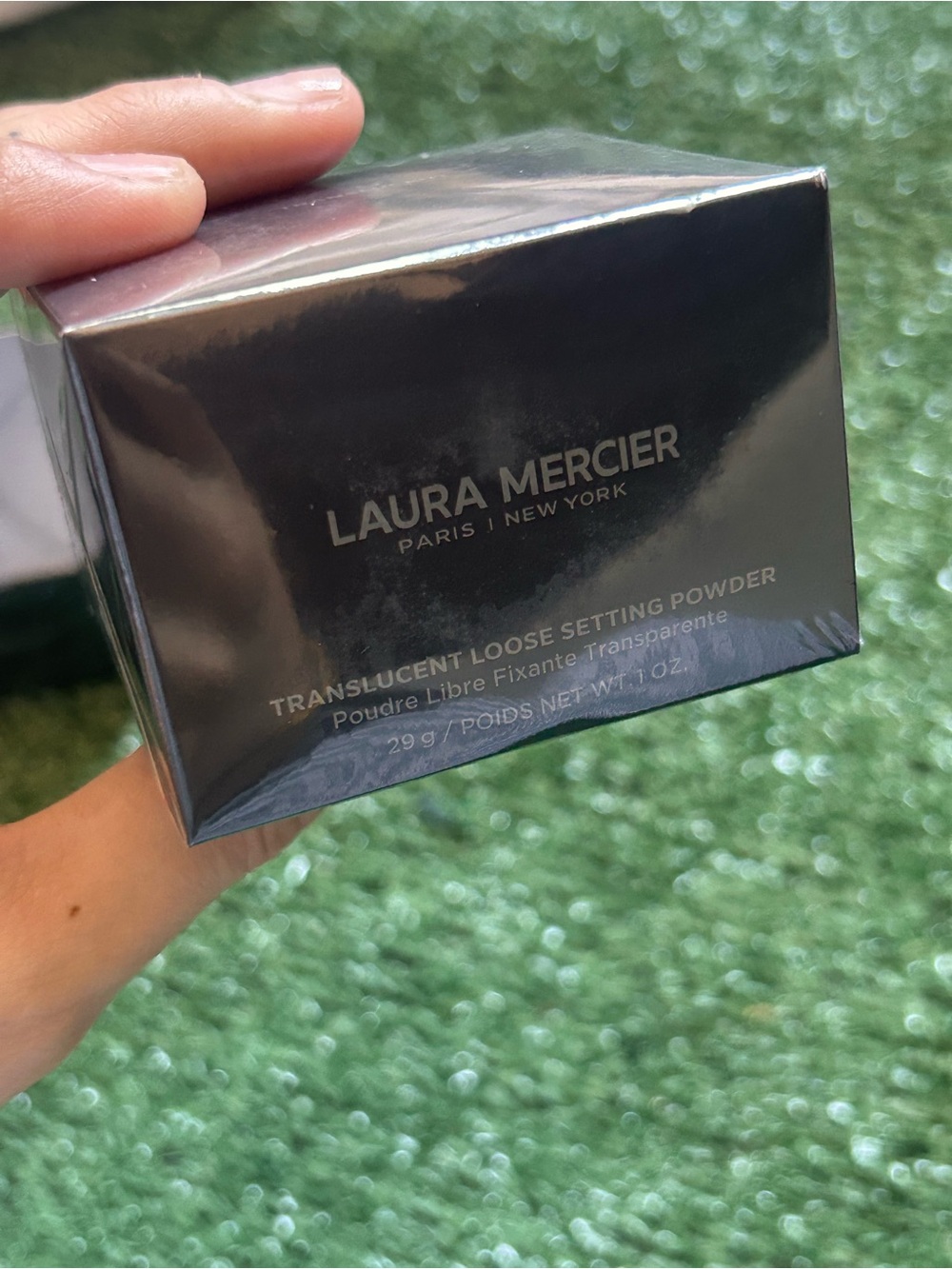 laura mercier Translucent Loose Setting Powder - Black Packaging